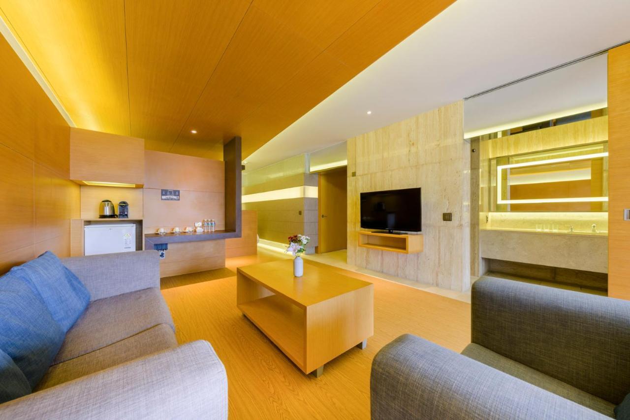 Stanford Hotel & Resort ג'גו מראה חיצוני תמונה